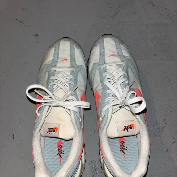 Nike Sneakers with Pink and White Accents - Picture 2 of 3